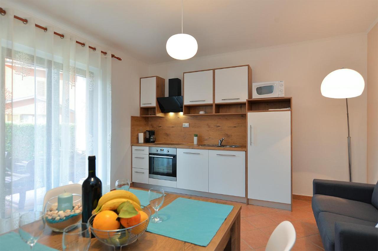 Apartments Marija 1089 Пореч Екстериор снимка