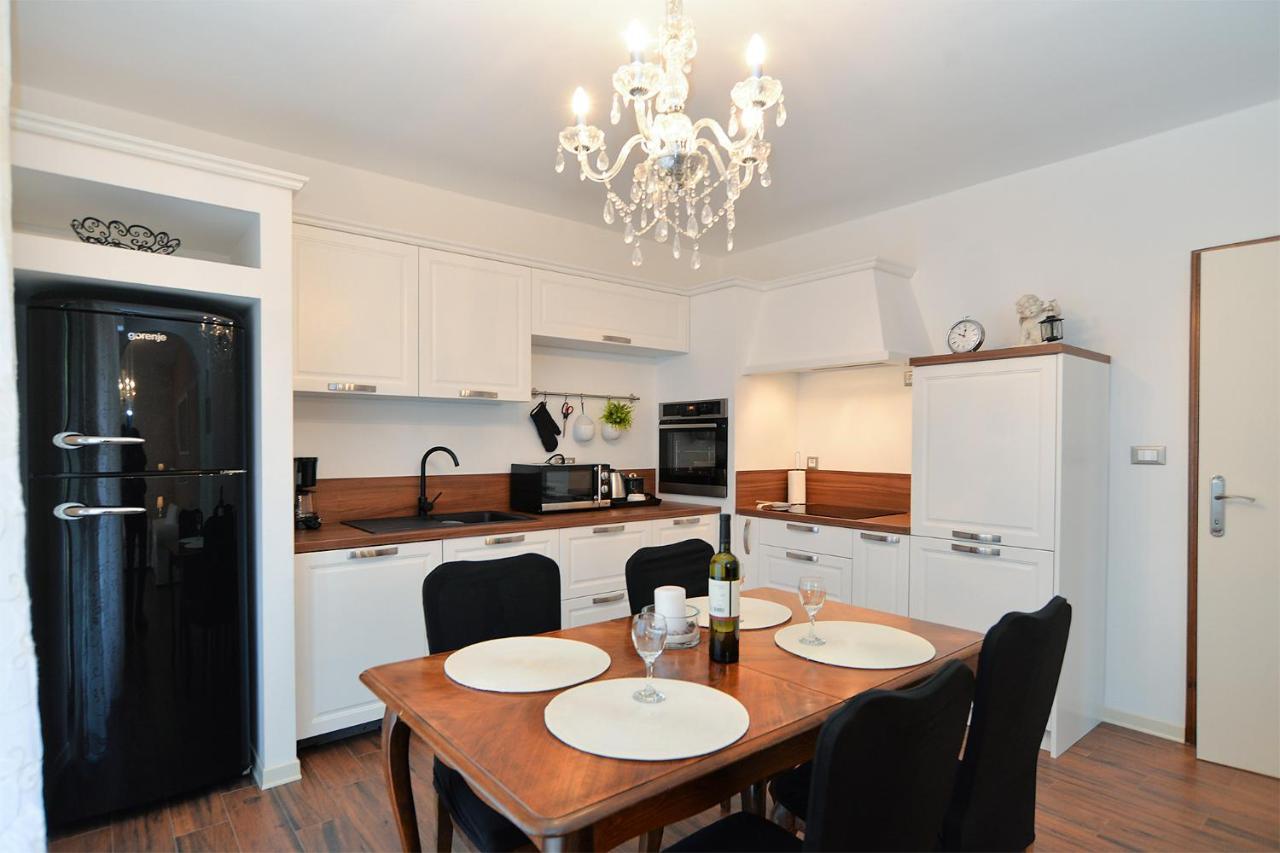 Apartments Marija 1089 Пореч Екстериор снимка