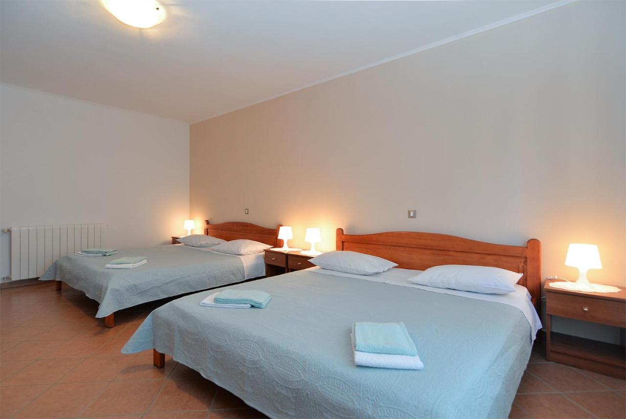 Apartments Marija 1089 Пореч Екстериор снимка