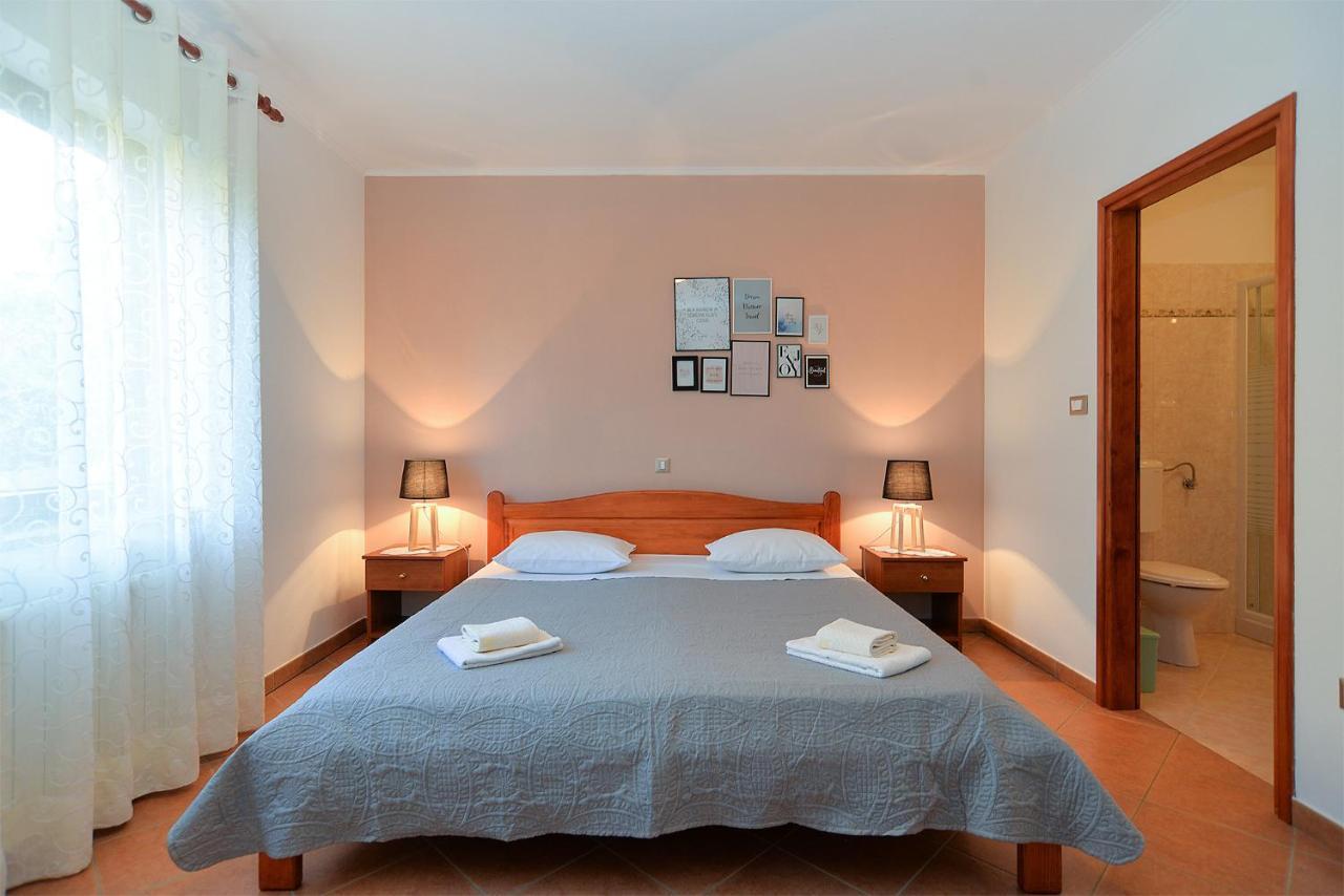 Apartments Marija 1089 Пореч Екстериор снимка