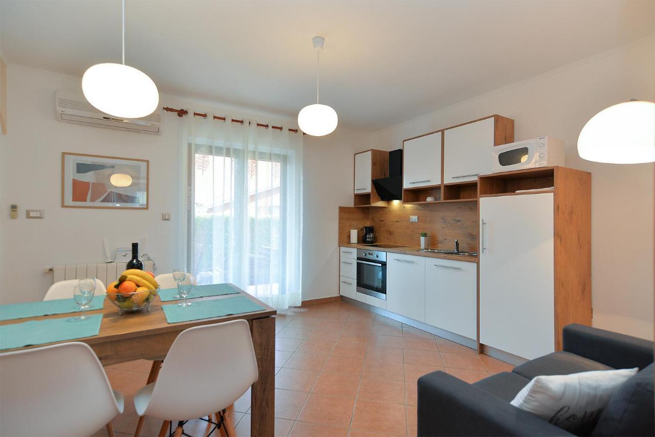 Apartments Marija 1089 Пореч Екстериор снимка