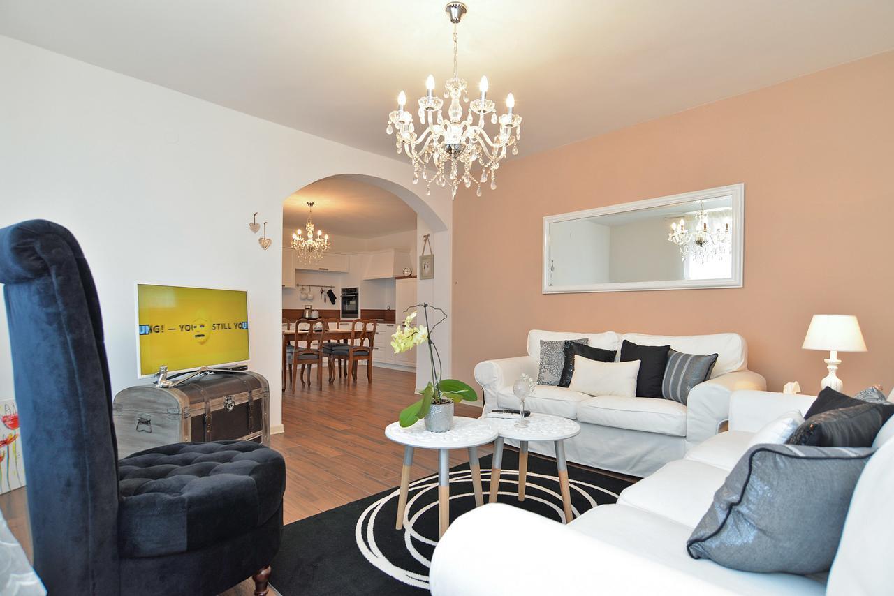 Apartments Marija 1089 Пореч Екстериор снимка